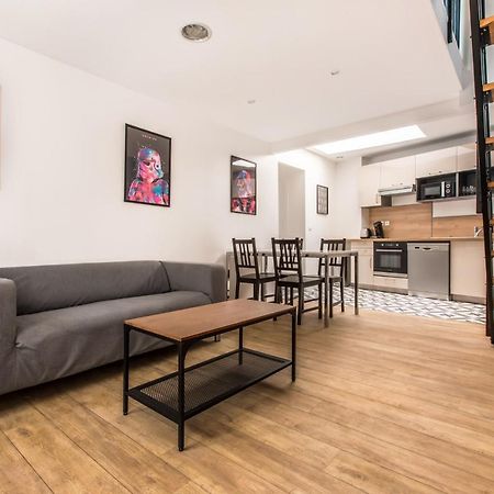 Star Wars Apartment Tourcoing Bagian luar foto