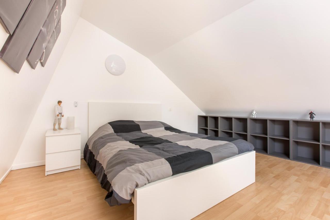 Star Wars Apartment Tourcoing Bagian luar foto